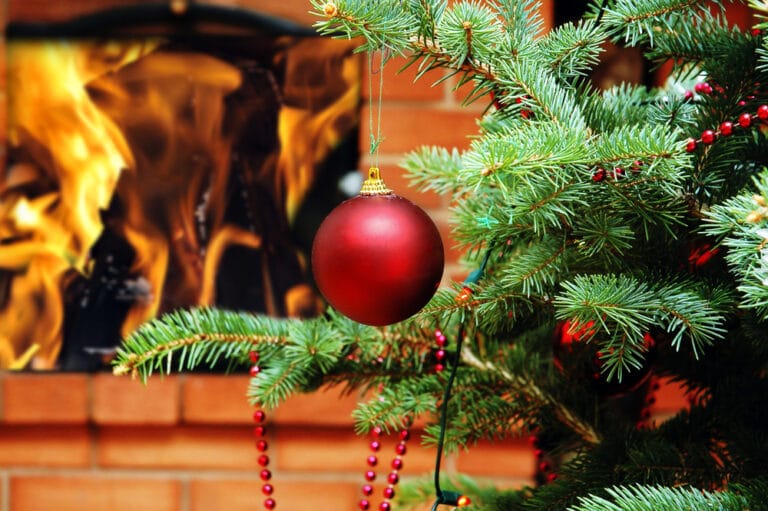 Christmas tree safety and tips